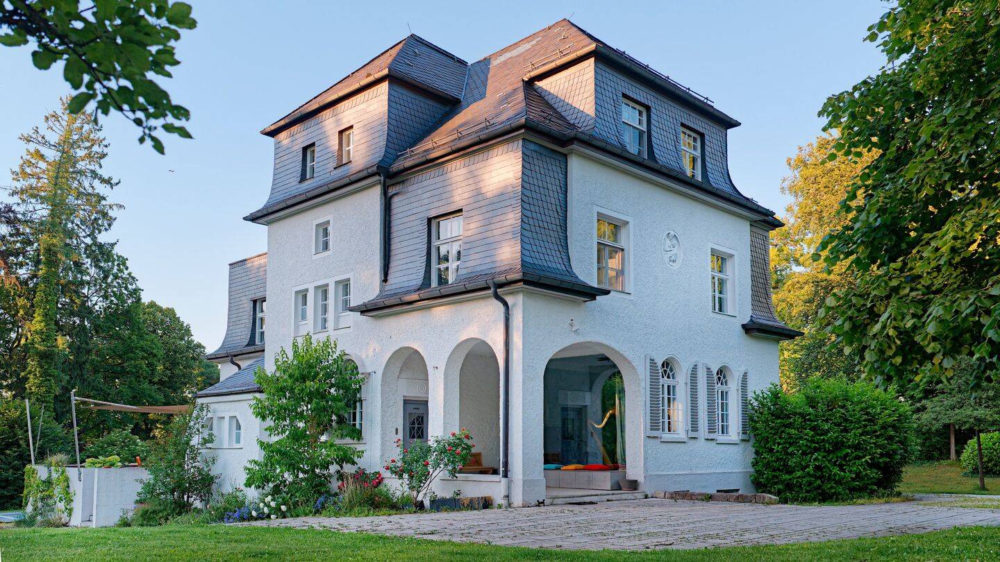 Historische Villa mit 17.000 m² Privatpark im Münchner Süden, 82067 Schäftlarn