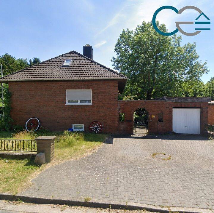 Familienglück in Linsburg – Großzügige Doppelhaushälfte mit gemütlichem Kamin!, 31636 Linsburg