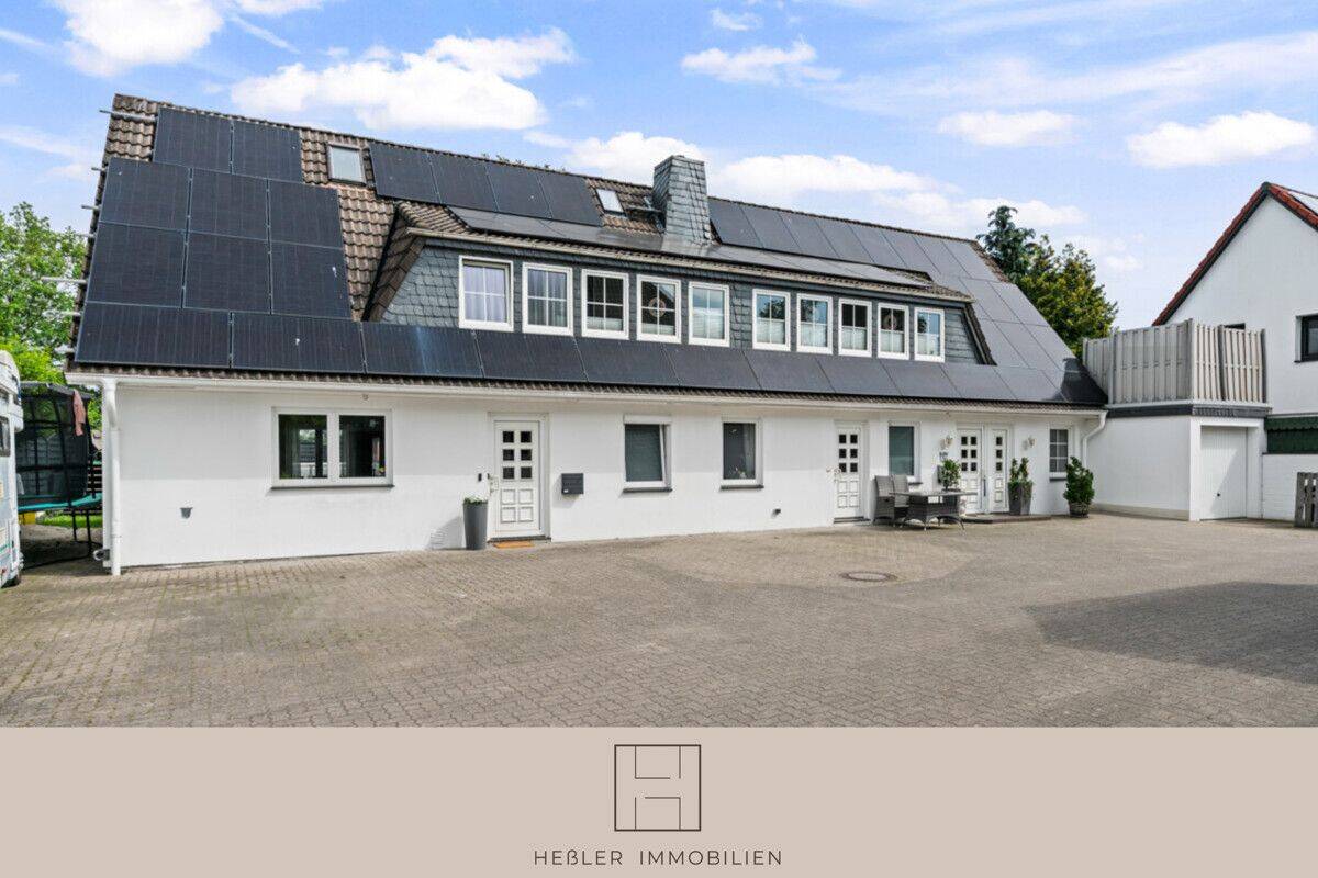 Oyten | Modernisiertes Zwei- bzw. Dreifamilienhaus in gut angebundener Lage, 28876 Oyten