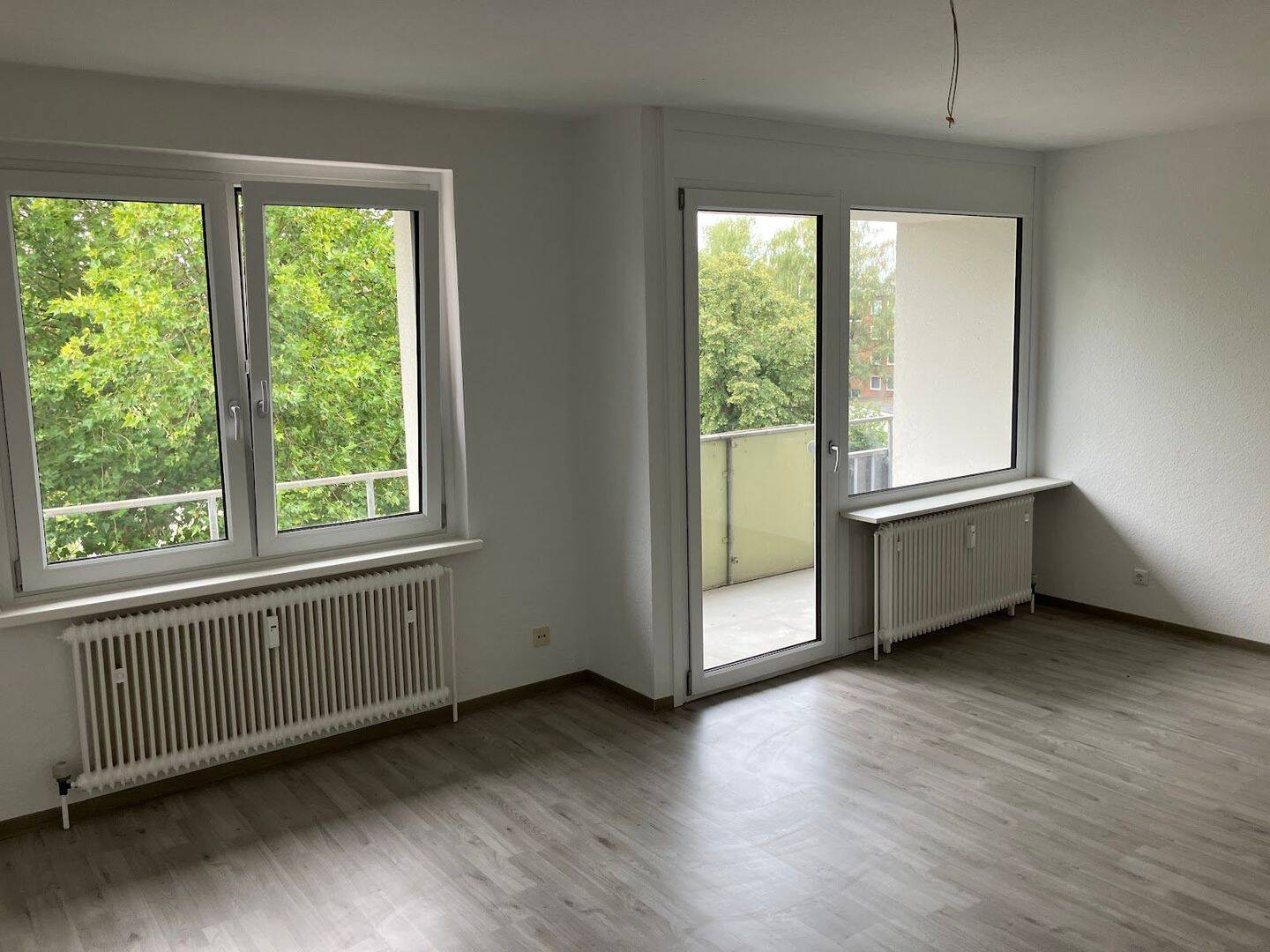 Schöne Wohnung mit Balkon – ideal für Paare & kleine Familien, 38228 Salzgitter