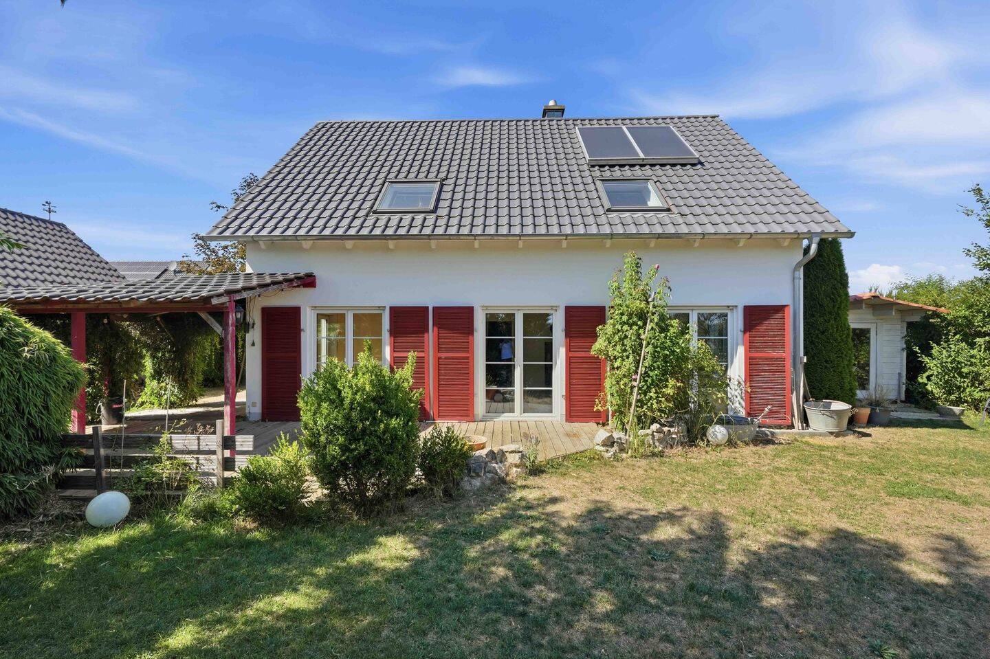 Modernes Familienidyll! Stilvolles Einfamilienhaus mit Garten und viel Raum für Ihre Wohnträume, 89584 Ehingen (Donau)