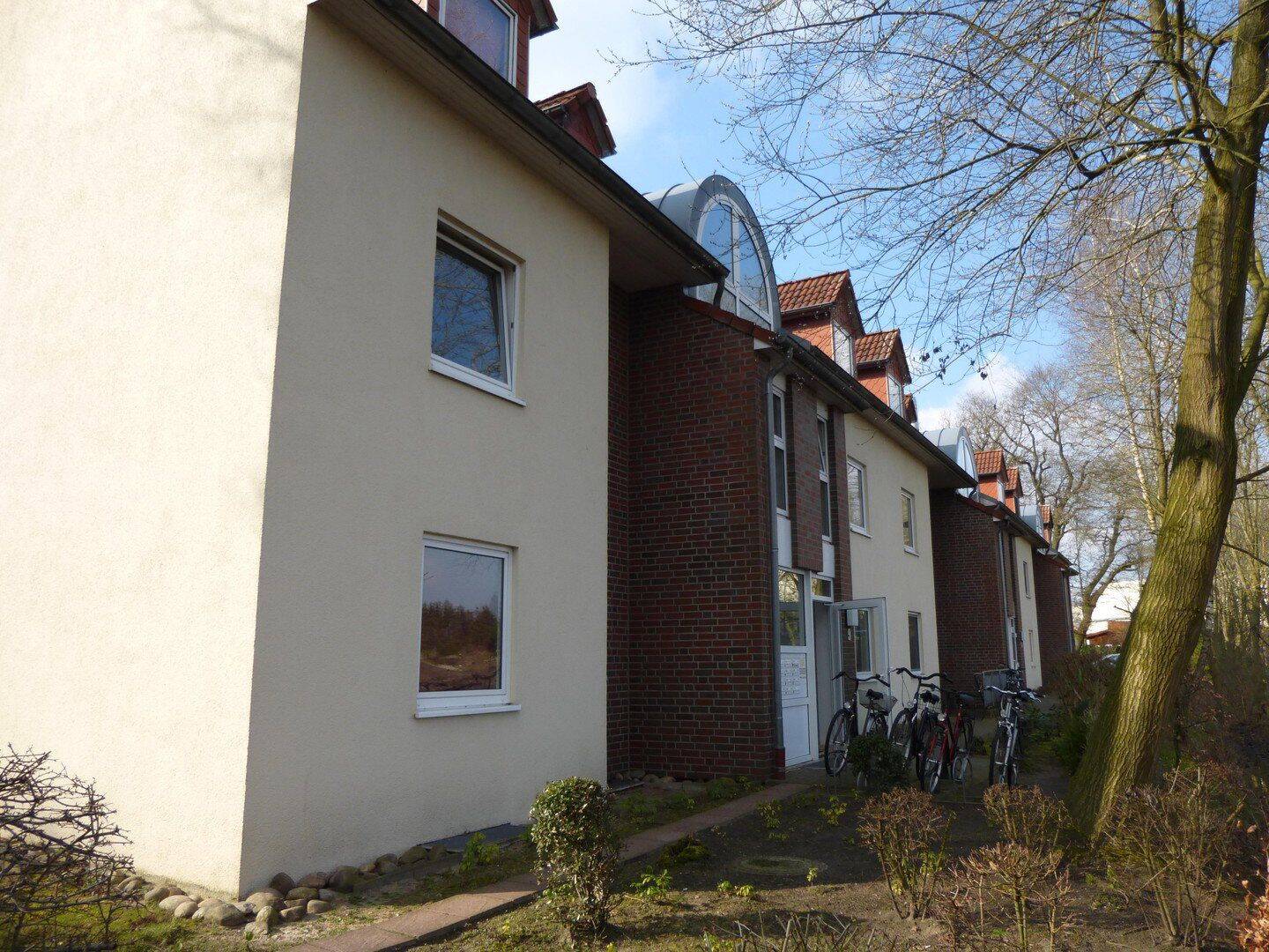 …ab sofort 2-Zi-Wo.f.sol.berufs.,/Single/Stud/Azubi im EG mit Terrasse., 26215 Wiefelstede