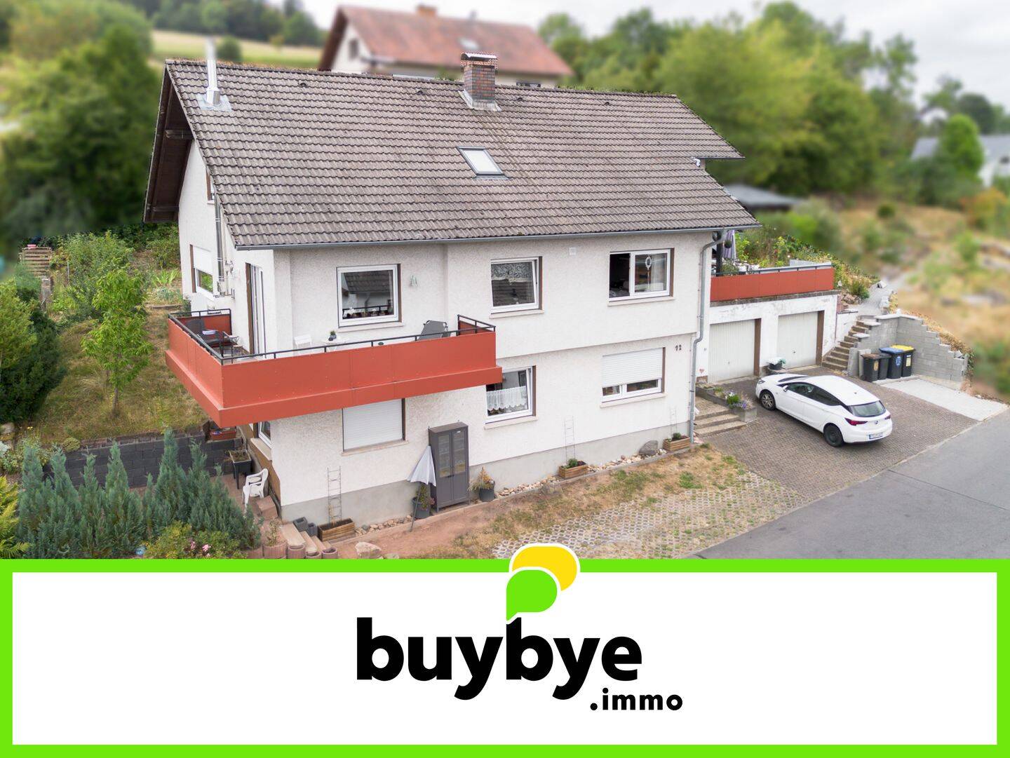 Hilders: Großzügiges Einfamilienhaus mit Einliegerwohnung, Terrasse und Garten, 36115 Hilders