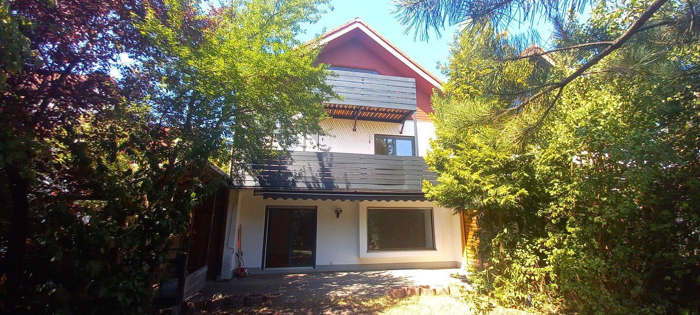 Großes REH mit Einliegerwohnung u. Garage in super Lage, 85375 Neufahrn b. Freising