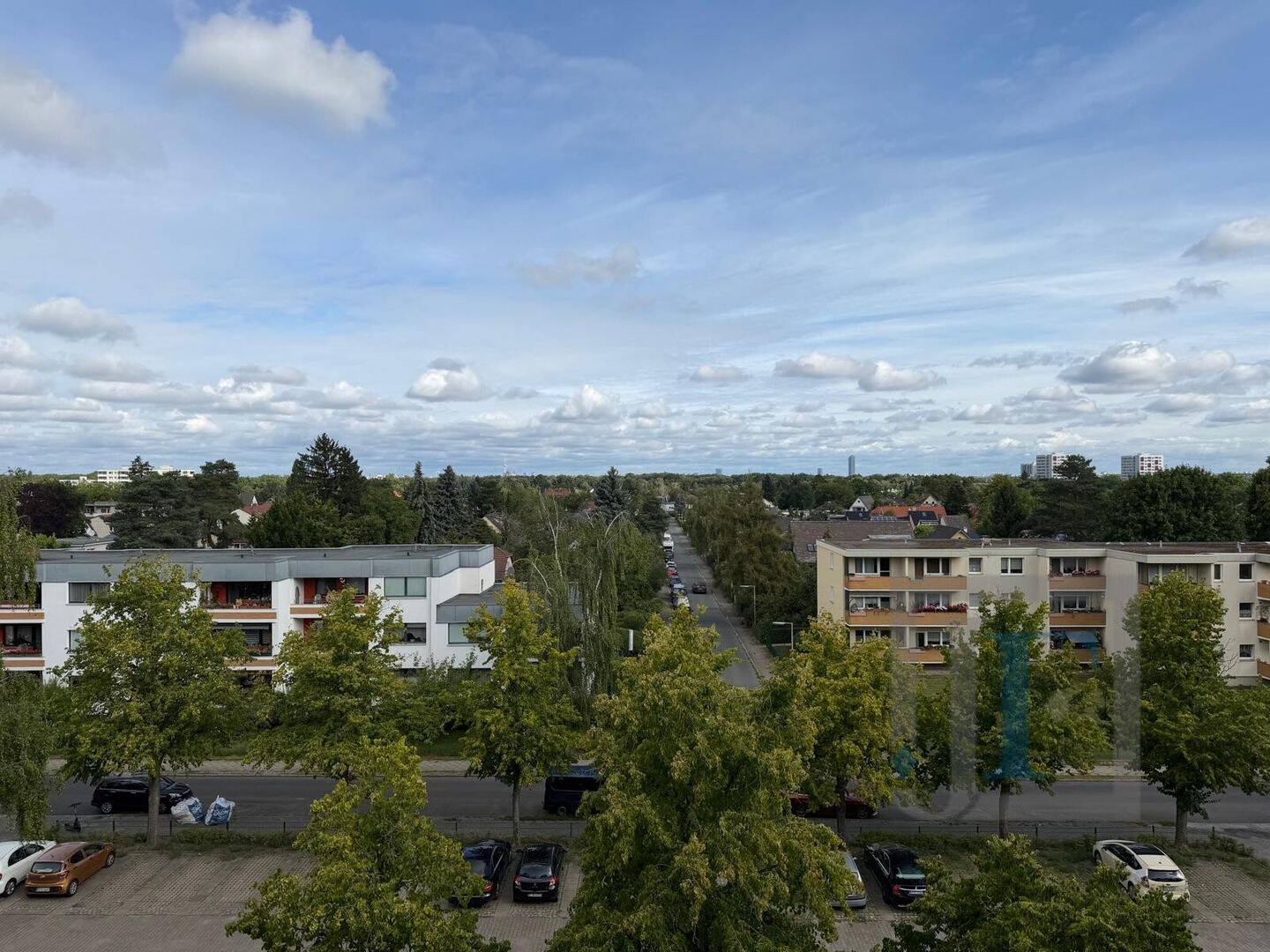 3-Zimmer-Wohnung in Berlin-Neukölln mit beeindruckendem Blick bis zum Estrel und Fernsehturm, 12353 Berlin (Neukölln Buckow Gropiusstadt Kolonie Grüner Stern Rudow)