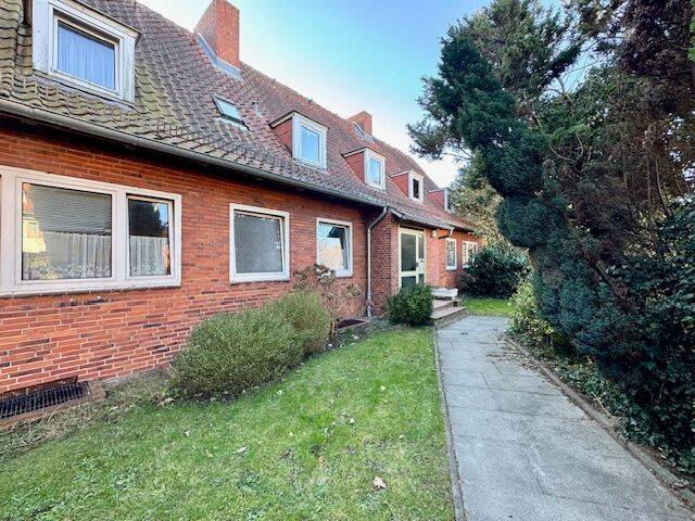 Frisch renoviert! 2 Zimmer Wohnung mit Terrasse sucht Sie!, 24159 Kiel (Friedrichsort Holtenau Pries Schilksee Wik)
