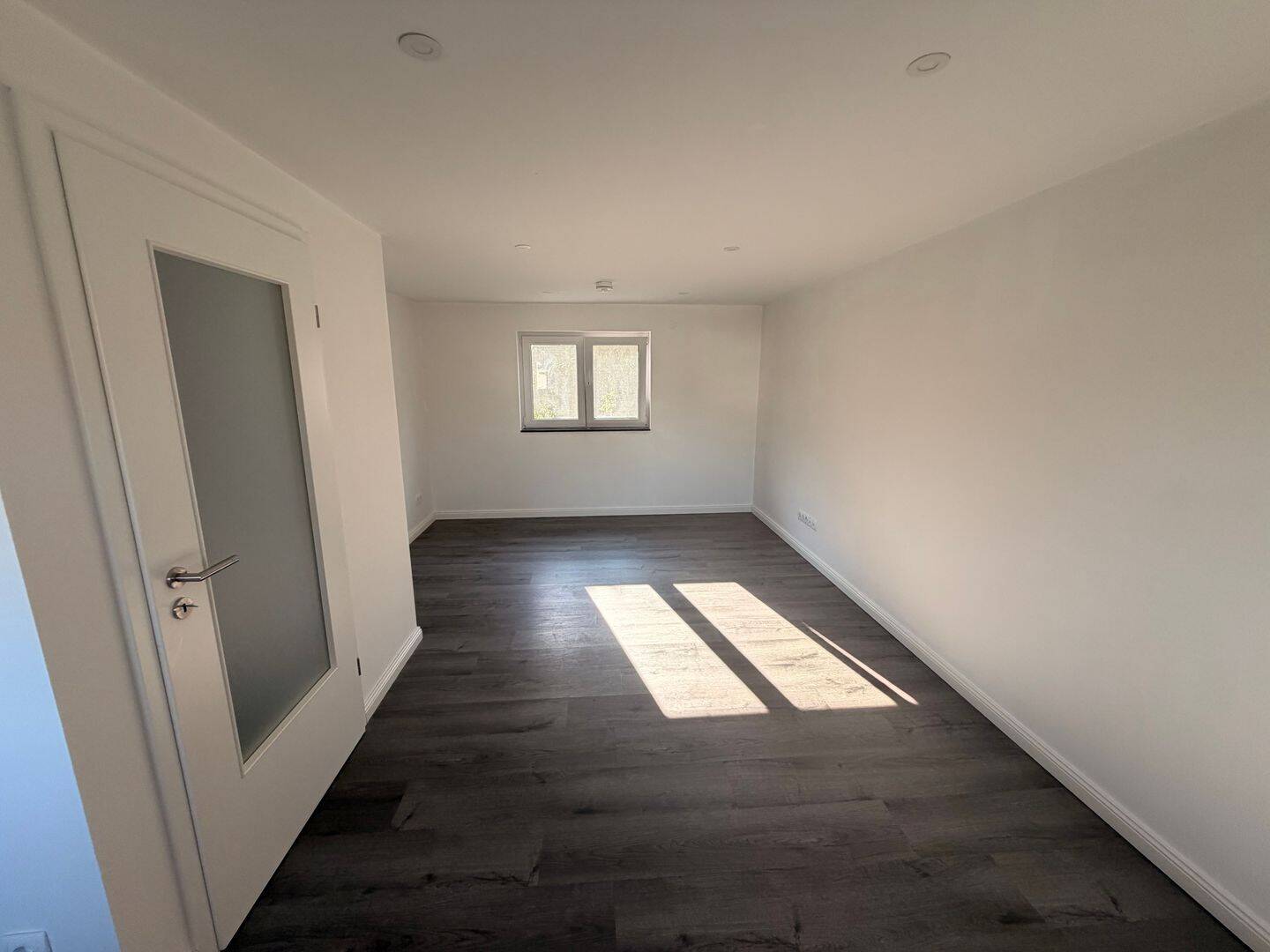 Exklusive 2,5-Zimmer-Wohnung mit hochwertiger Ausstattung in Glinde, 21509 Glinde