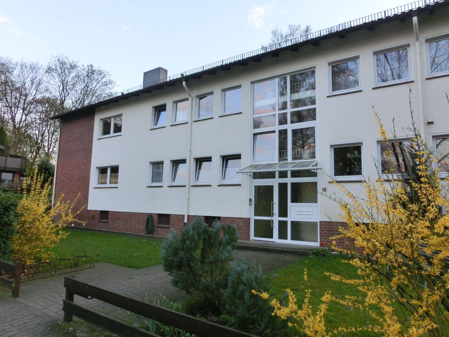 4 – 5 Zimmer-Wohnnung direkt am Amtspark!, 30938 Burgwedel