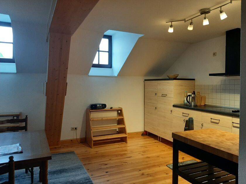 Moderne 2Zimmer- DG Wohnung 78 qm in Merzig-Stadt-Bahnhofstrasse, 66663 Merzig