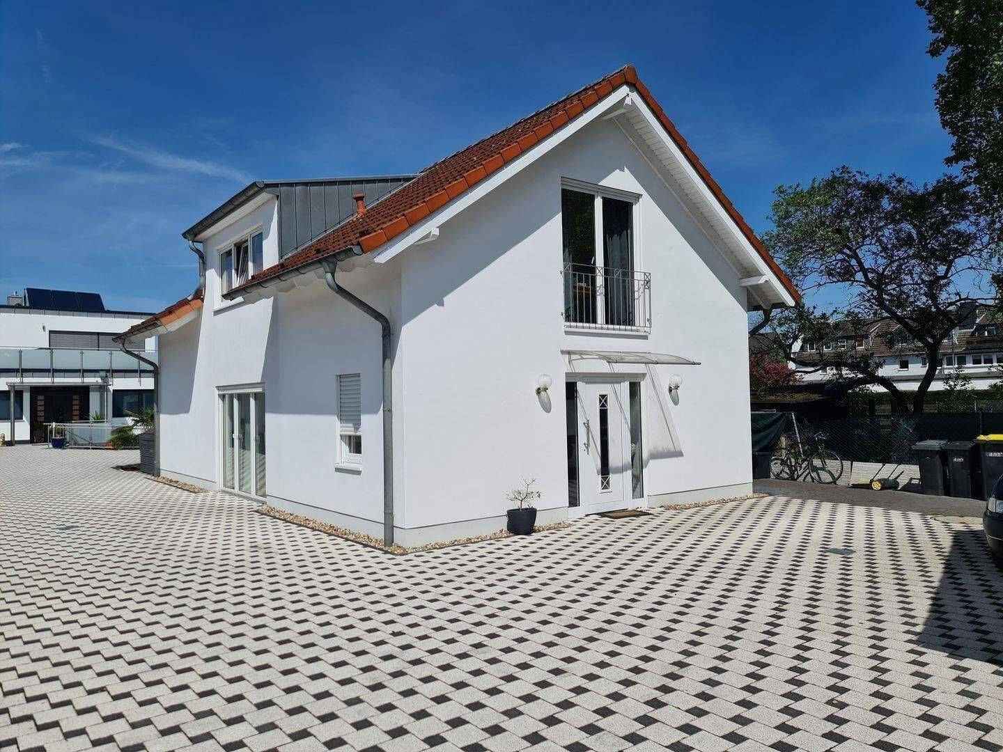 Traumhaft schönes freistehendes Einfamilienhaus in ruhiger Lage !!!, 51147 Köln (Porz)