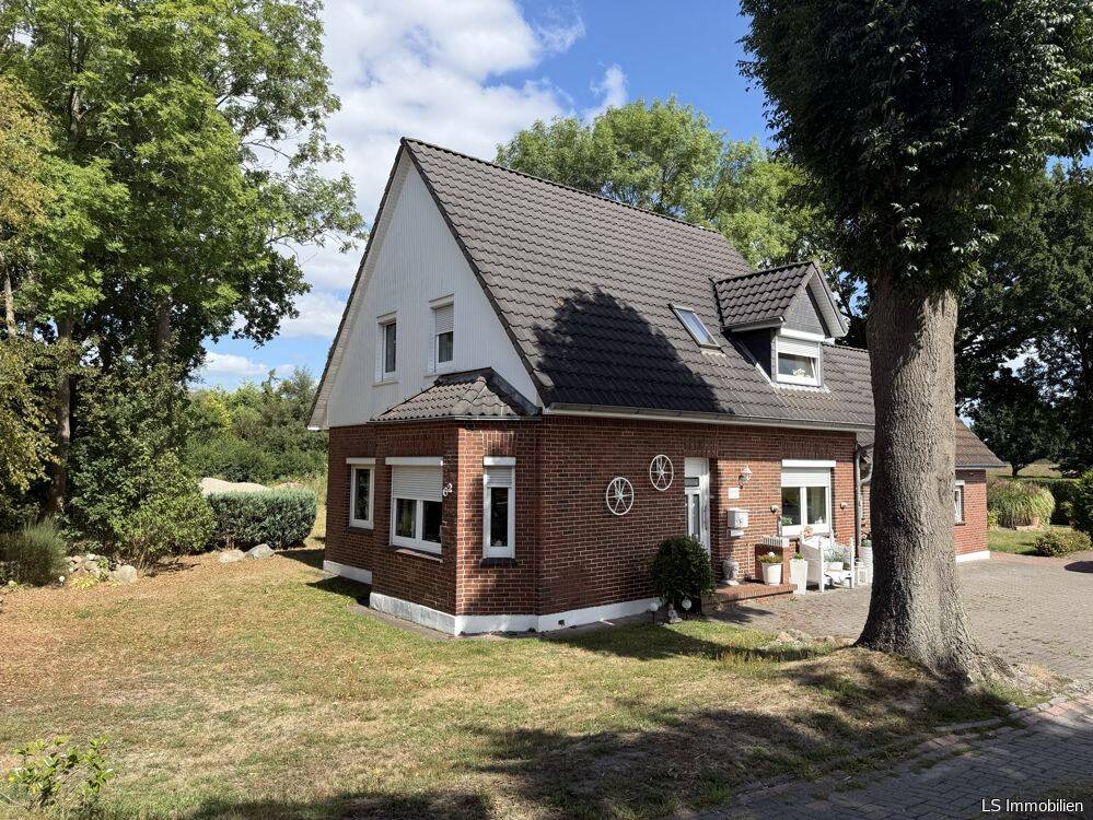 Charaktervolles Einfamilienhaus mit großem Grundstück und Blick ins Grüne, 26203 Wardenburg