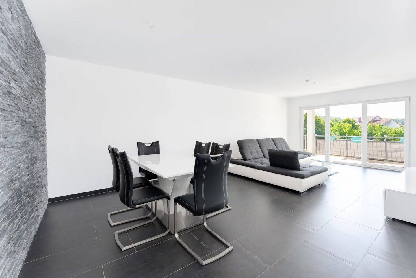 Moderne Wohnung mit Balkon nahe Luxemburg, 66706 Perl