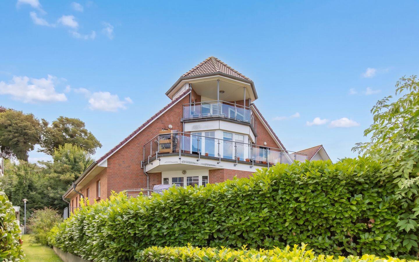 Panorama-Maisonette mit Turmerker & 2 Dachterrassen in unmittelbarer Strandnähe, 24235 Laboe