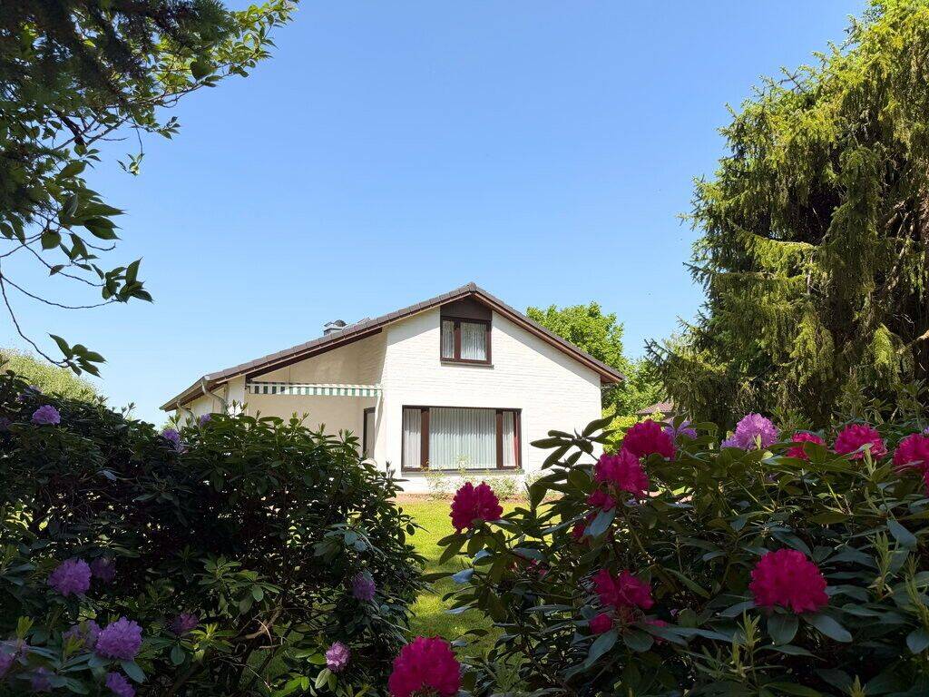 Viel Platz für Familie, Hobbys & Natur – Einfamilienhaus am grünen Stadtrand von Pinneberg, 25421 Pinneberg