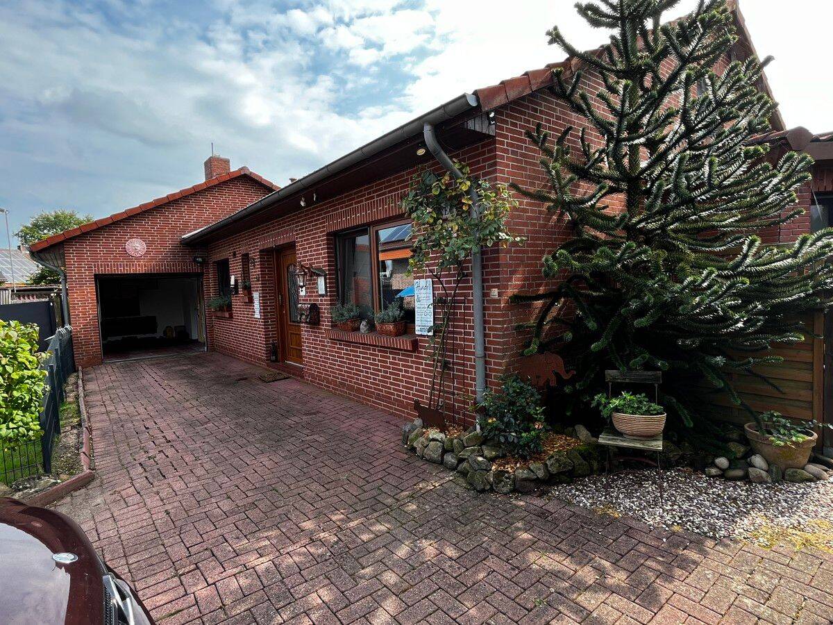 Wohnen mit Blick auf die Scharreler Mühle – Ihr neues Zuhause!, 26683 Saterland