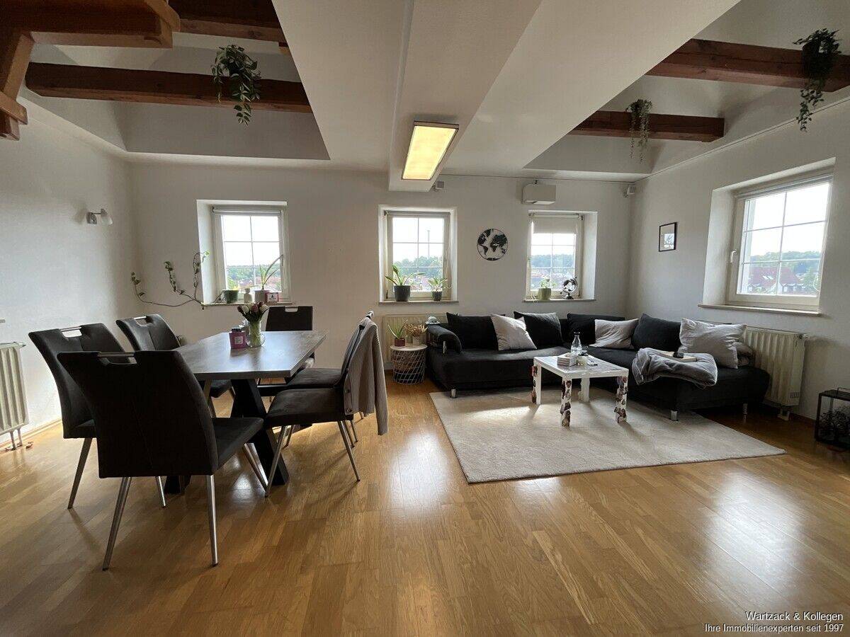 Charmante Maisonette Wohnung in historischem Ambiente mit Balkon und Stellplatz im Carport, 91575 Windsbach