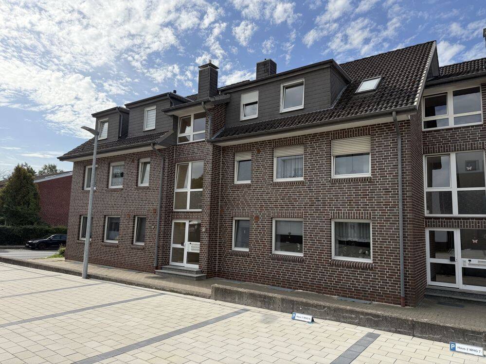 3 Zimmer-Dachgeschosswohnung in zentraler Lage, 27211 Bassum