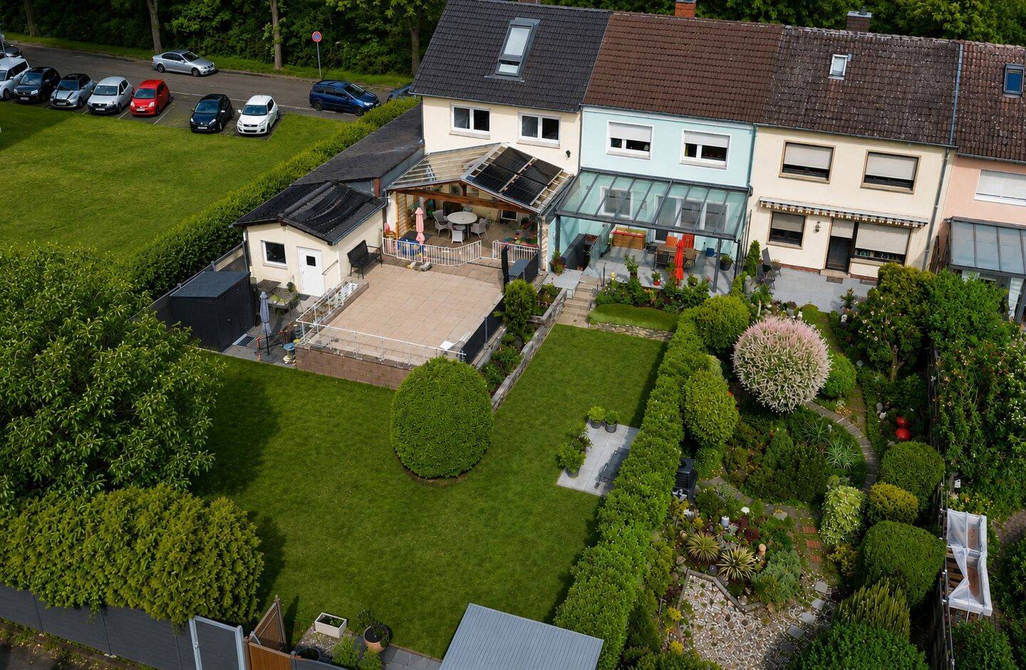Modernisiertes Familienhaus mit Sonnengarten, Garage & Ausbaureserve, 67227 Frankenthal (Pfalz)