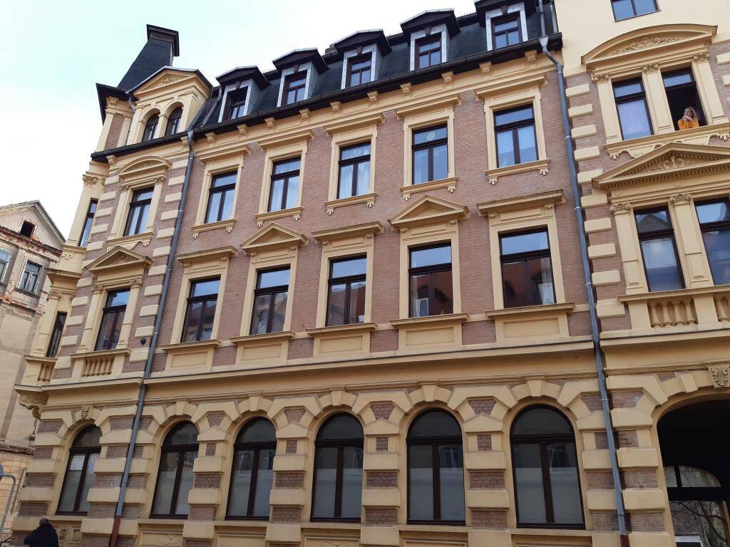 Renoviert und 2 Monate Mietfrei Wohnen!/ Renovated and 2 months rent-free!, 4600 Altenburg