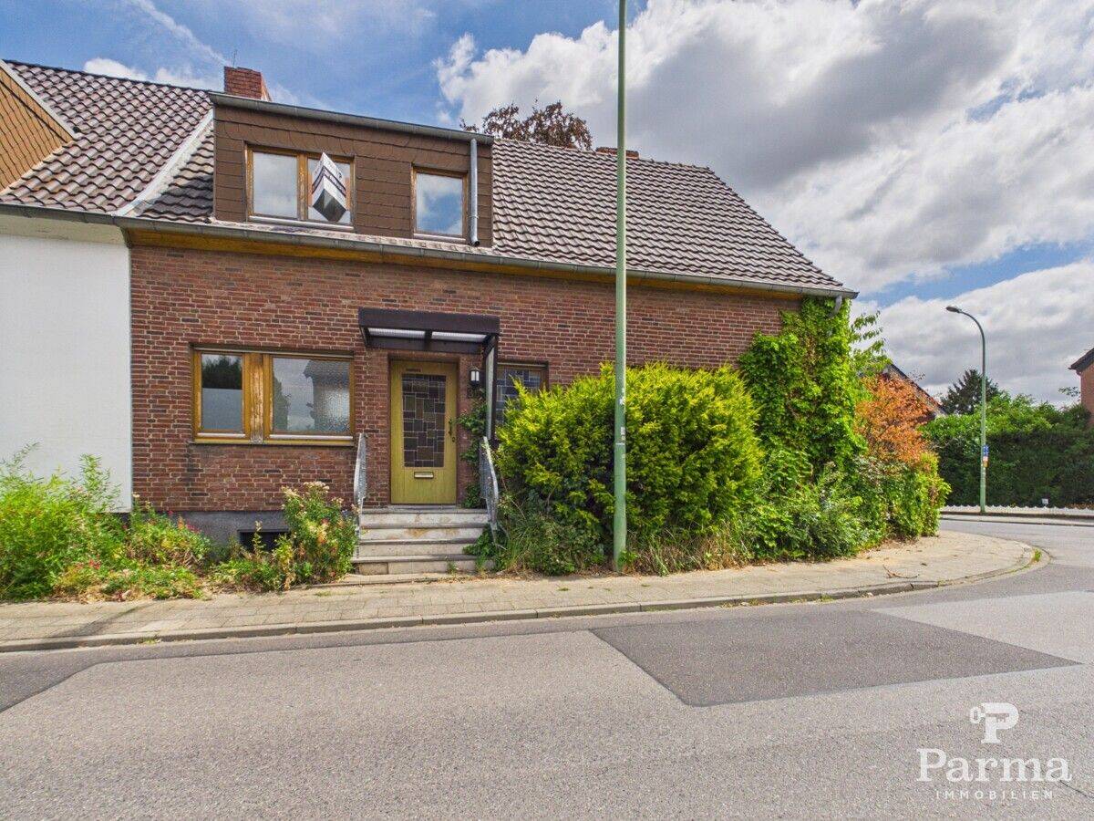 Viel Platz für Ihre Wohnideen – Doppelhaushälfte mit Garten in Gürzenich, 52355 Düren