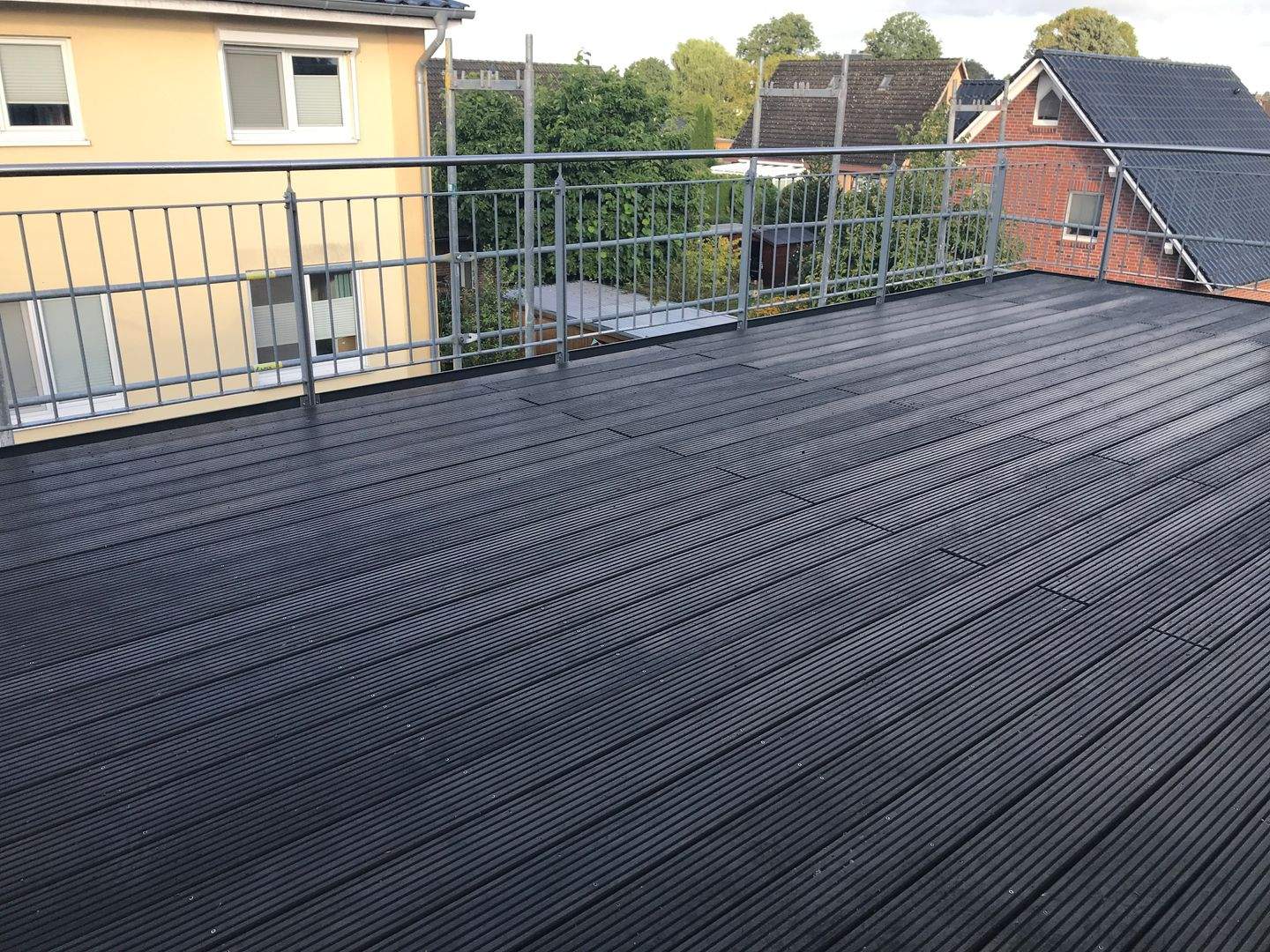 Wohnen auf Zeit – helle 2-Zimmer-Penthousewohnung mit Terrasse in Apensen, 21641 Apensen