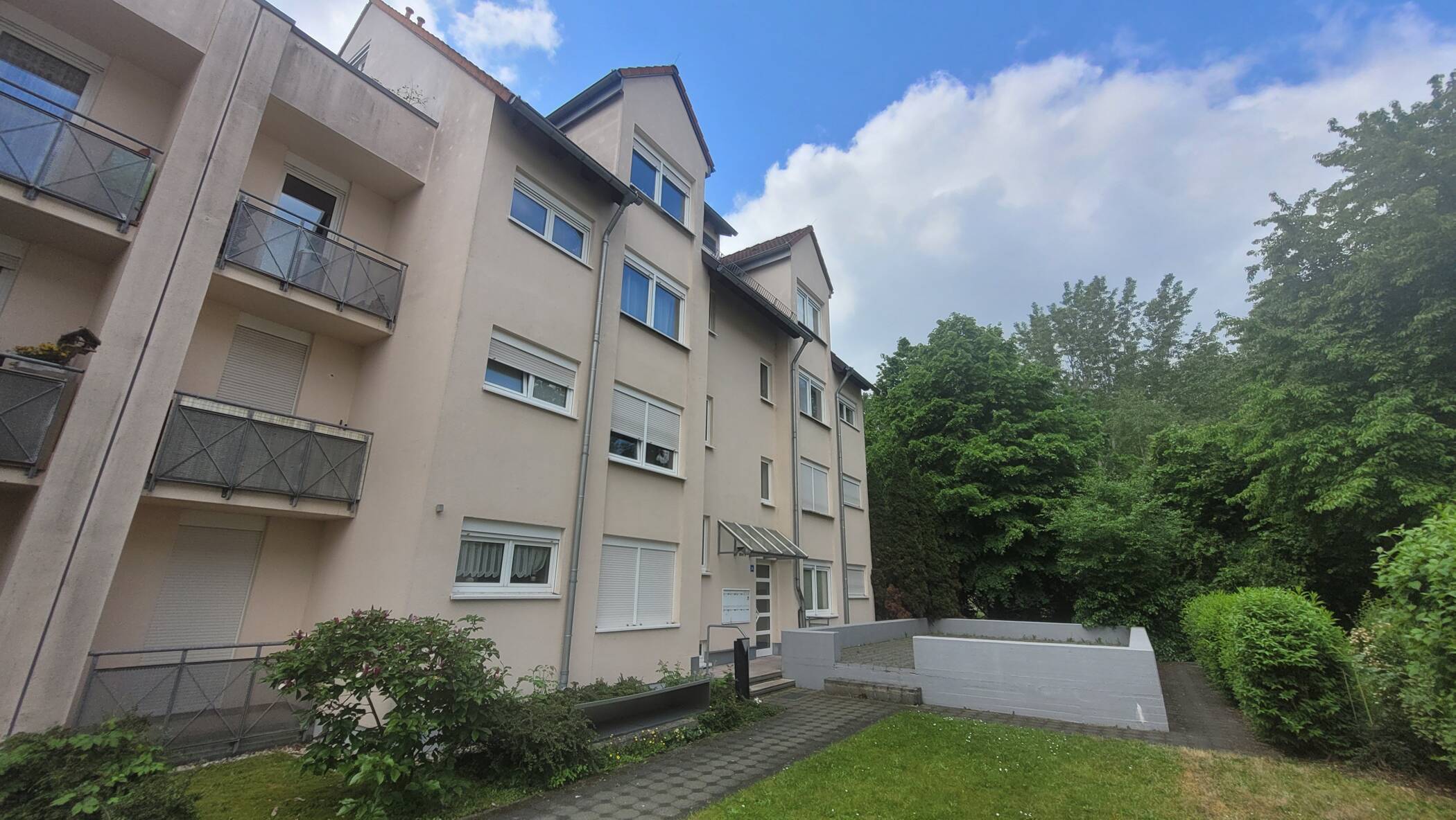 +++MARKKLEEBERG+TOP LAGE+DIREKT AM AGRAPARK+++BALKON+++EINBAUKÜCHE+++PARKETT+++TIEFGARAGE+++, 4416 Markkleeberg