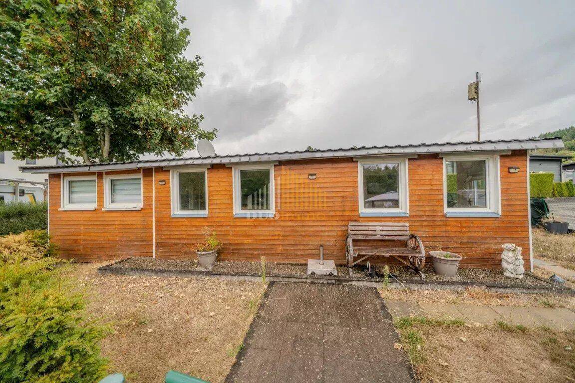 MobileHome mit Anbauten, 54666 Irrel
