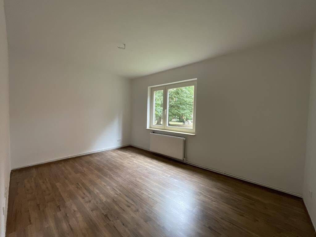 Geräumige 2-Zimmer-Wohnung in Hochparterre mit Dusche in Wilhelmshaven City! Bezugsfertig!, 26382 Wilhelmshaven (Bant Heppens Innenhafen Innenstadt Siebethsburg)