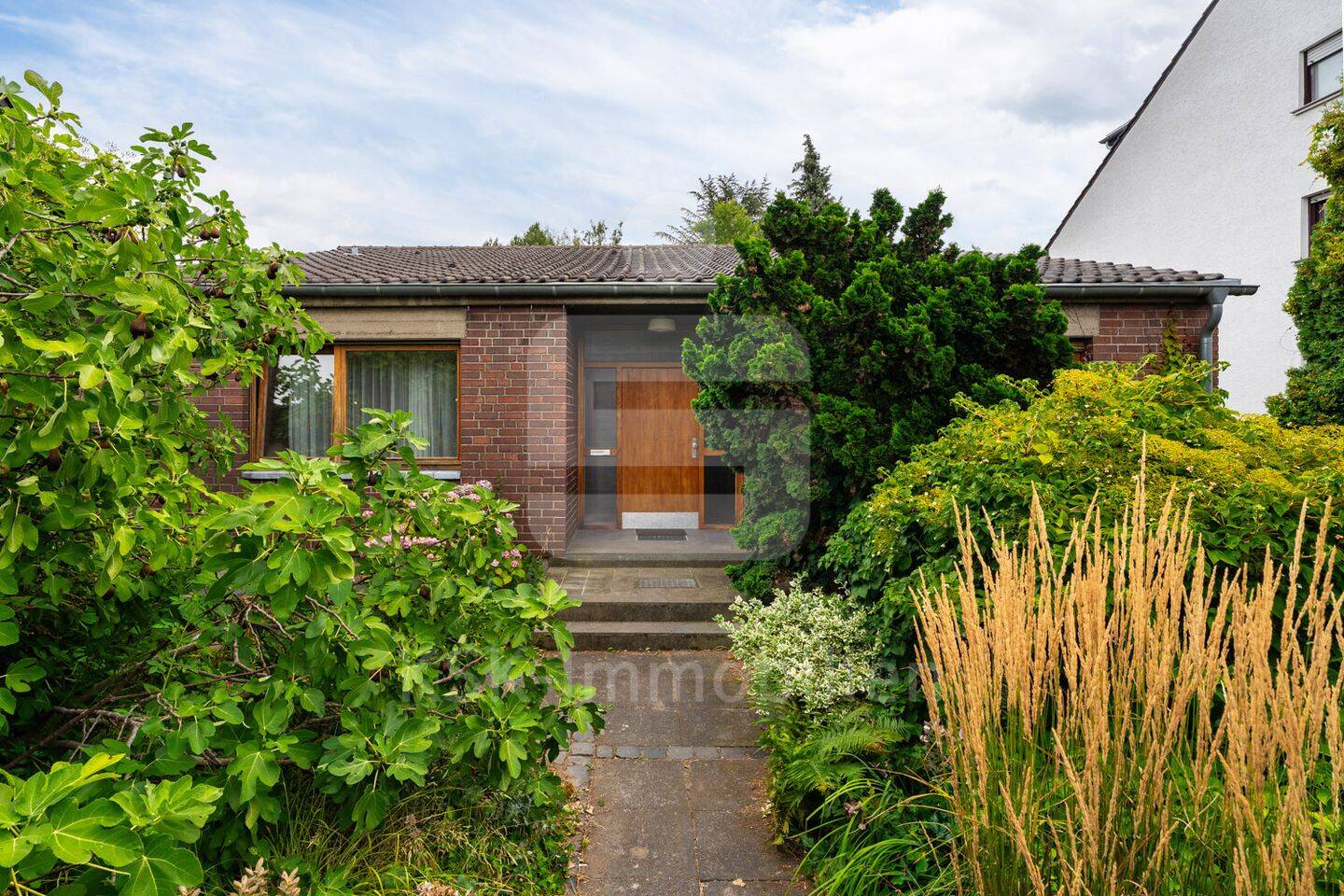Viel Charakter, viel Grün. Ein echtes Zuhause!, 53332 Bornheim