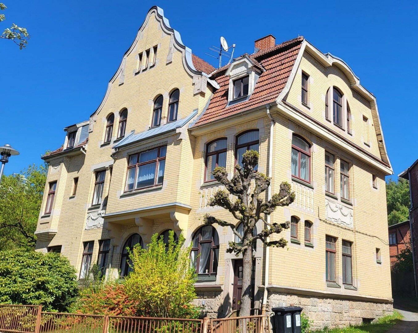 Historische Jugendstilvilla mit großem Grundstück in zentraler, ruhiger Altstadtlage, 96515 Sonneberg