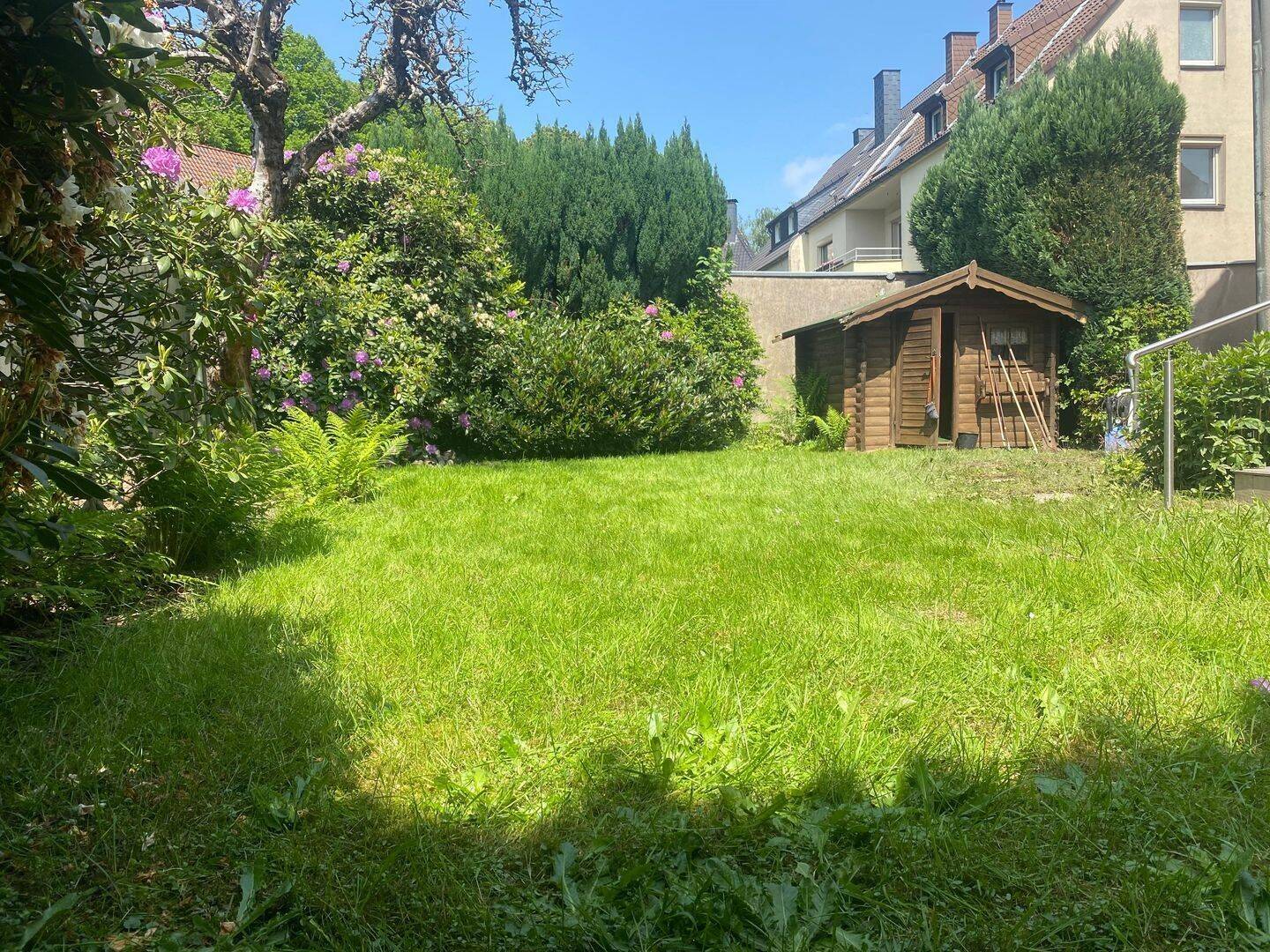 Stilvolle 4-Zimmer-Wohnung mit großer Südterrasse und privatem Garten nahe Schlosspark, 44795 Bochum (Weitmar Wiemelhausen)