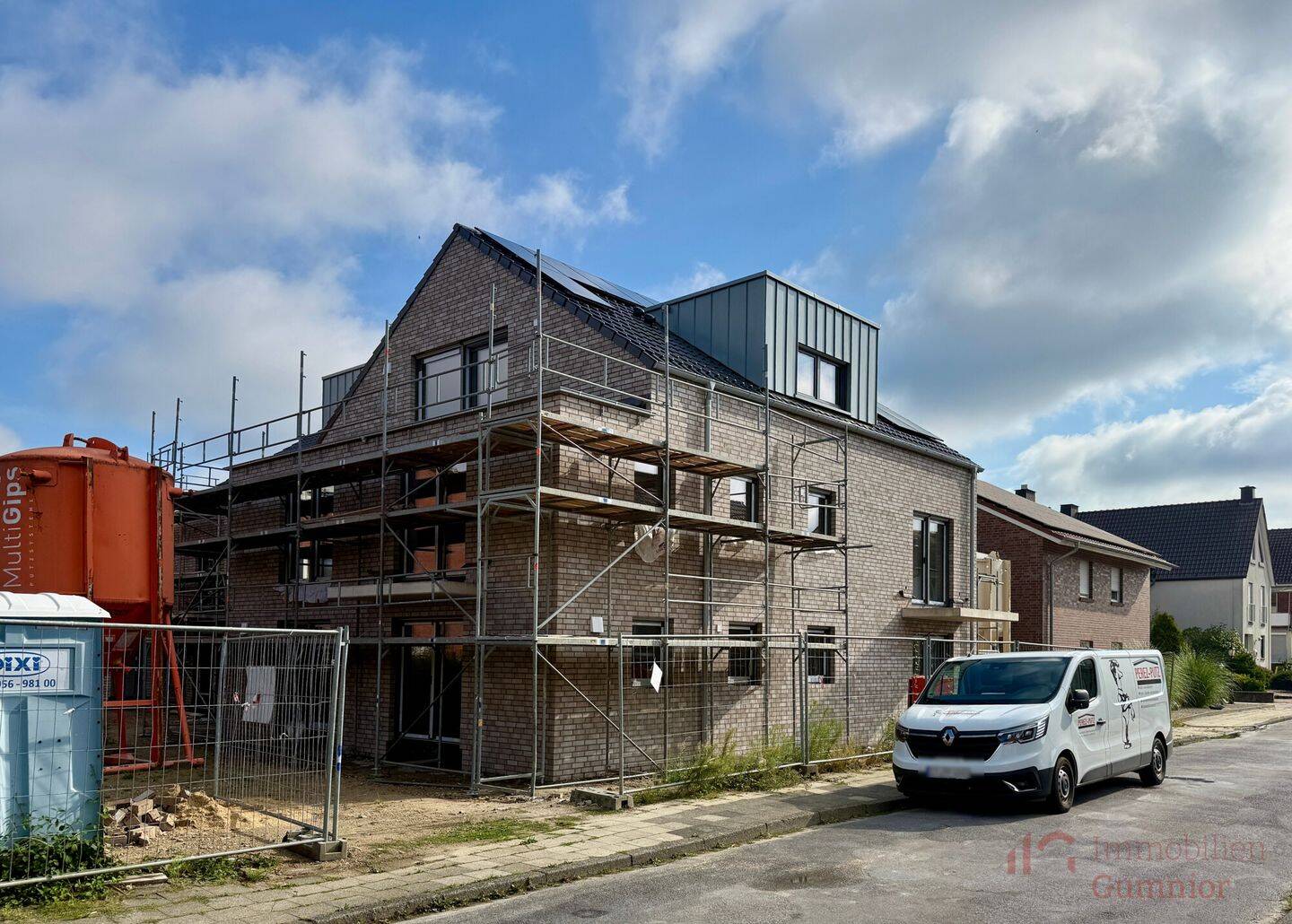 IMMOBILIEN GUMNIOR präsentiert: Helle 3-Zimmer-Wohnung mit Balkon im Ortskern von Salzbergen, 48499 Salzbergen