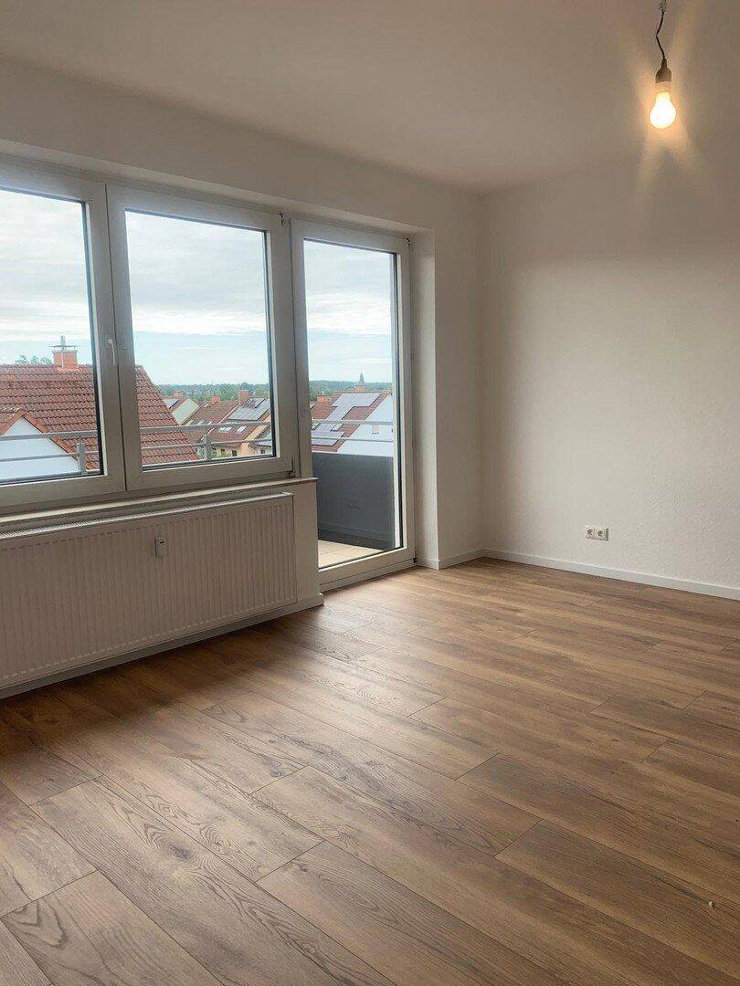 Sanierte 3-Zimmer-Wohnung in attraktiver Lage von Kahl am Main, 63796 Kahl a. Main (Kahl)