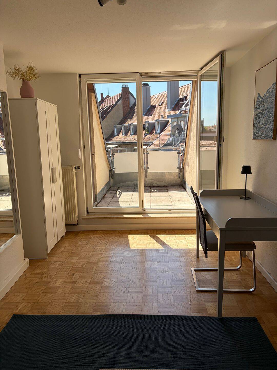Großes WG-Zimmer mit Balkon (28 m²) in 2er-WG, Würzburger Altstadt, 97070 Würzburg (Altstadt)