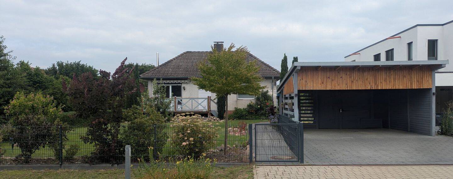 Gepflegtes Einfamilienhaus mit freien Blick in die Natur, 29336 Nienhagen