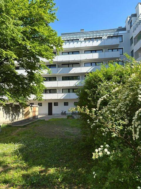 Ruhig gelegenes Apartment mit TG-Stellplatz, 80634 München (Neuhausen-Nymphenburg)