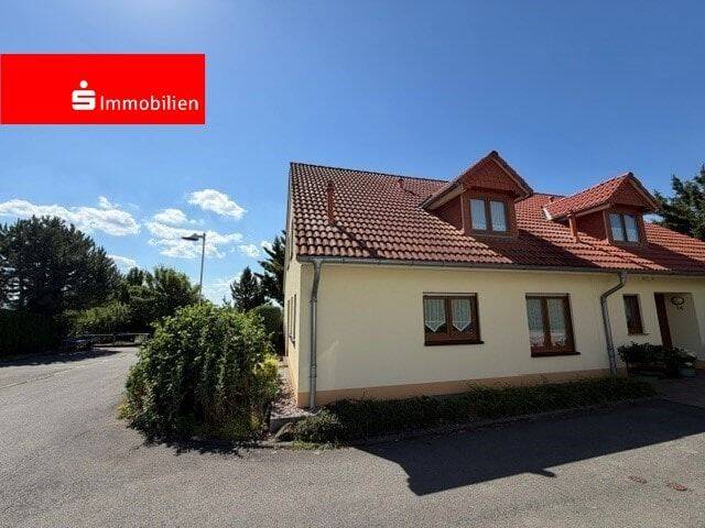 Charmantes Zuhause mit Weitblick – Bezugsfertige Doppelhaushälfte am Stadtrand, 99092 Erfurt
