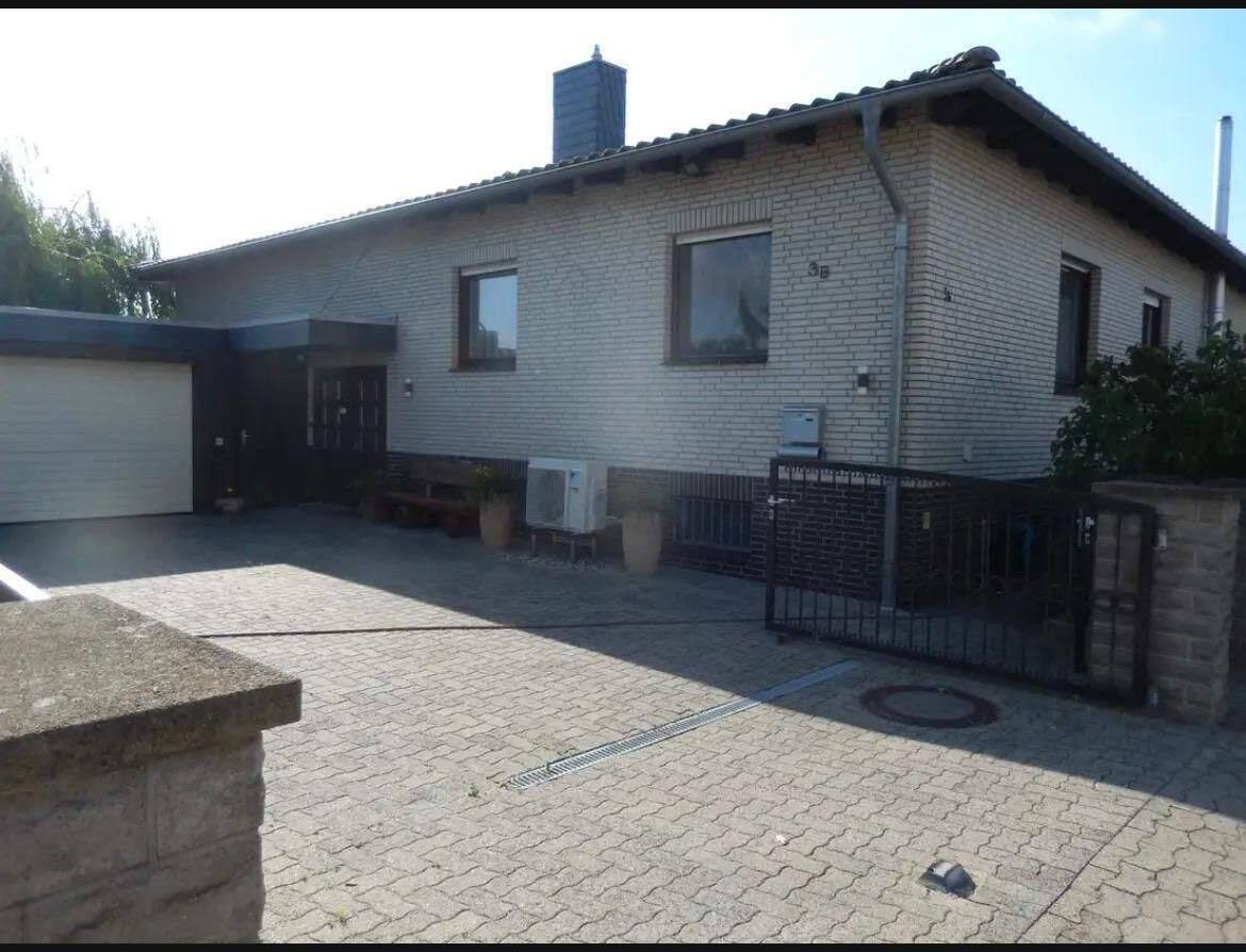 Gepflegtes Einfamilien-(Traum-)Haus mit viel Platz in Isenbüttel, 38550 Isenbüttel