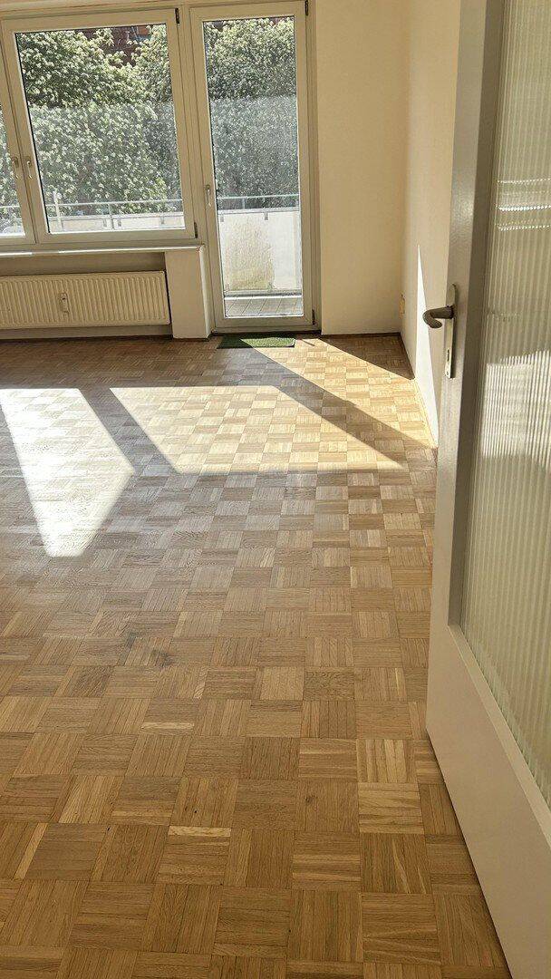 2 Zimmer Wohnung mit Balkon Nähe Uni/Uniklinik Lübeck Sankt Jürgen, 23562 Lübeck (Sankt Jürgen)