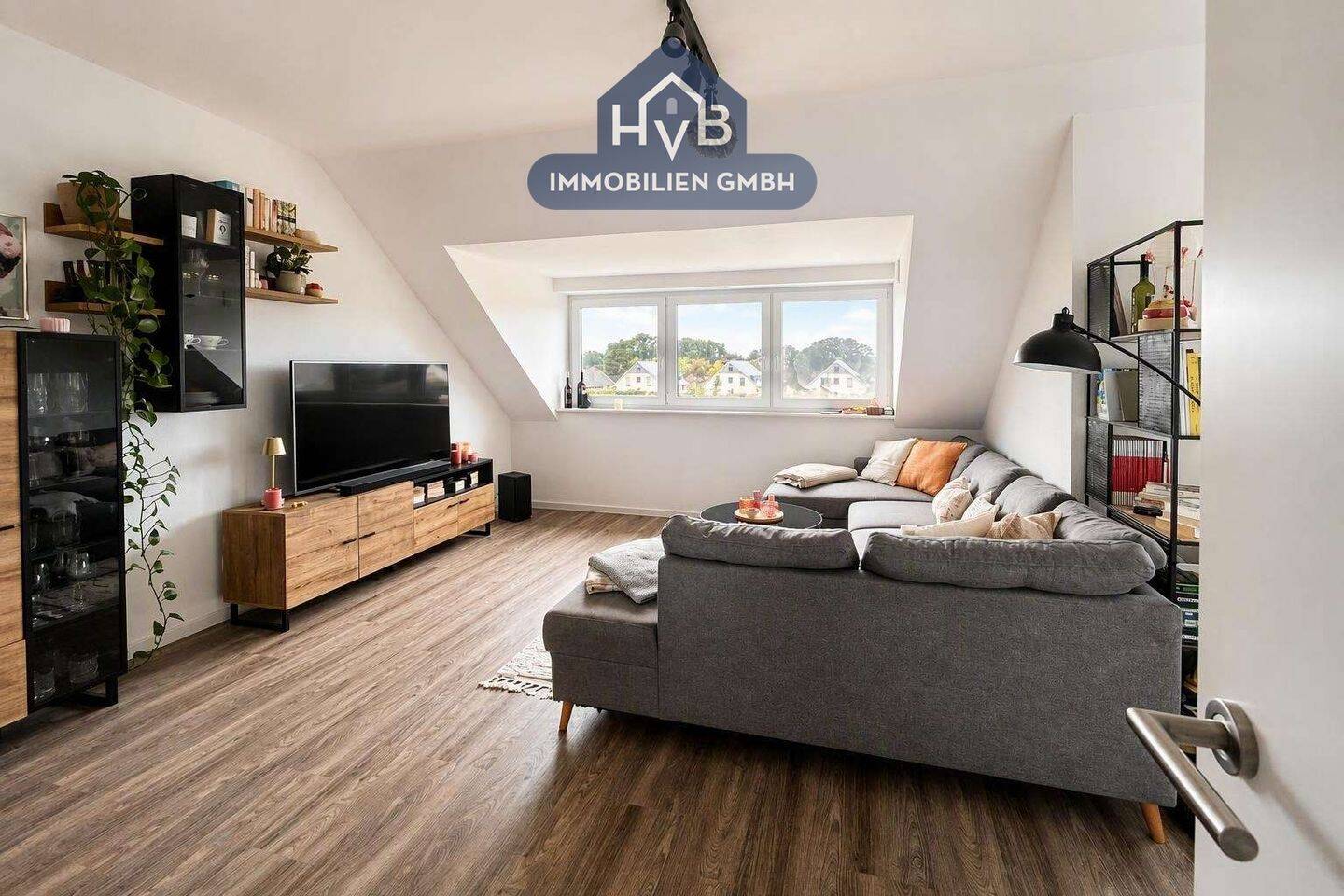 Wohnkomfort unterm Dach – moderne 2-Zimmer-Wohnung mit Loggia & viel Stauraum, 27367 Sottrum