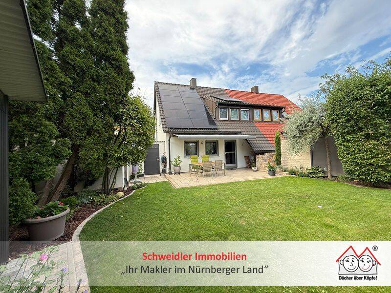 WOW!!! Umfangreich modernisierte Doppelhaushälfte mit schönem Garten & Garage in Nbg.-Großgründlach, 90427 Nürnberg