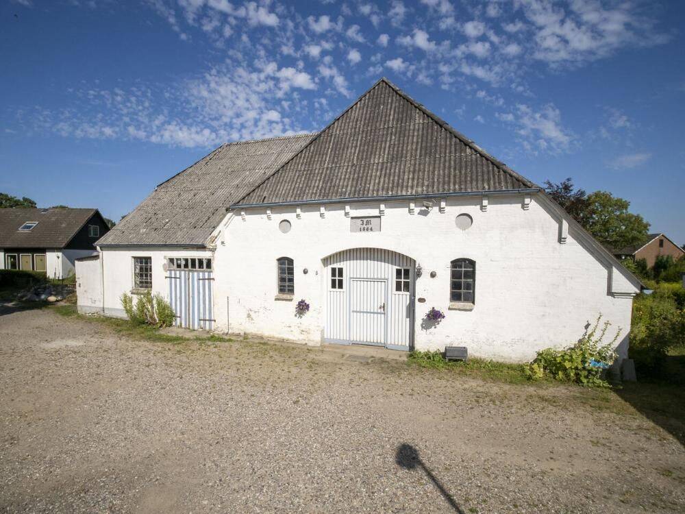 Resthof mit großem Grundstück und vielseitigen Entwicklungsmöglichkeiten in idyllischer Lage von Missunde, 24354 Kosel
