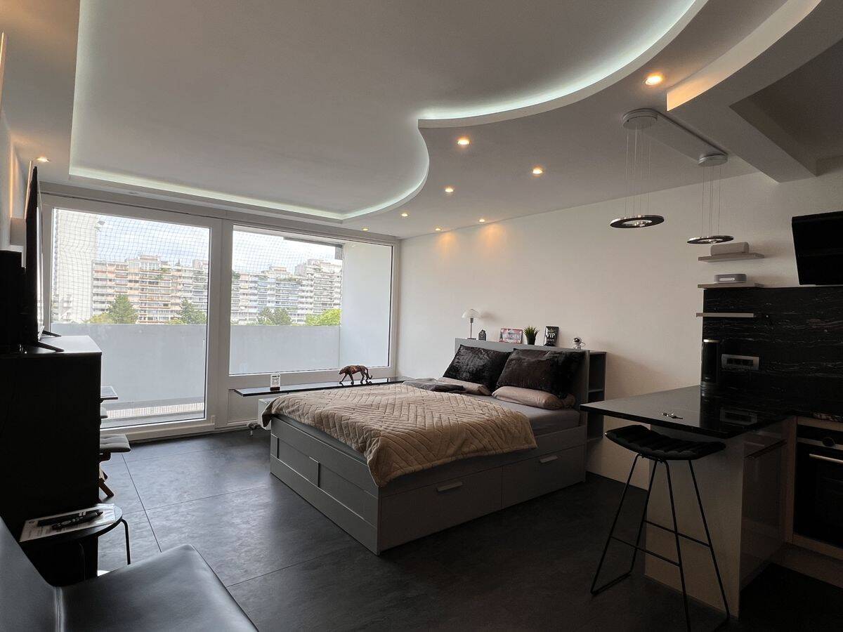 Anspruchsvolles Apartment mit hochwertiger Ausstattung am OEZ (U1/U3/Bus), 80993 München (Moosach)