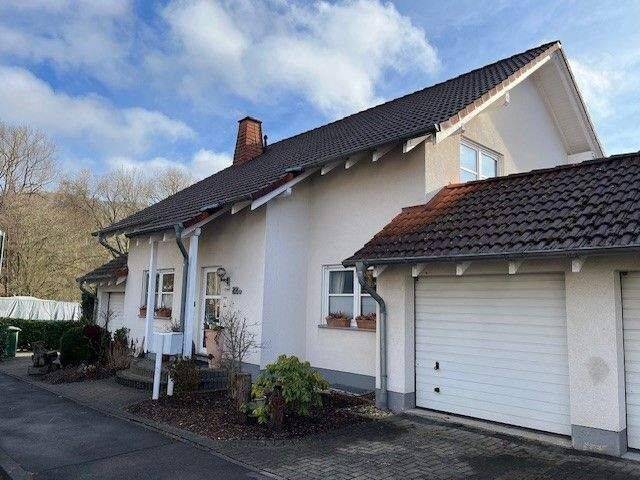 Helle Zweizimmererdgeschosswohnung in Sundern zu vermieten, 59846 Sundern (Sauerland)