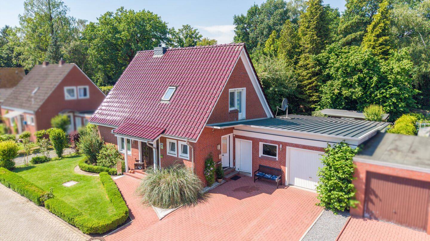 Attraktives Einfamilienhaus auf gepflegtem Grundstück, 26789 Leer (Ostfriesland)