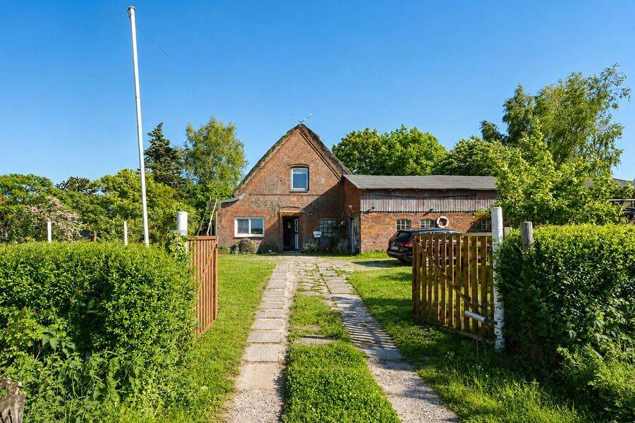 Reetdachhaus mit historischem Charme und angeschlossenem Stallgebäude…, 25358 Sommerland
