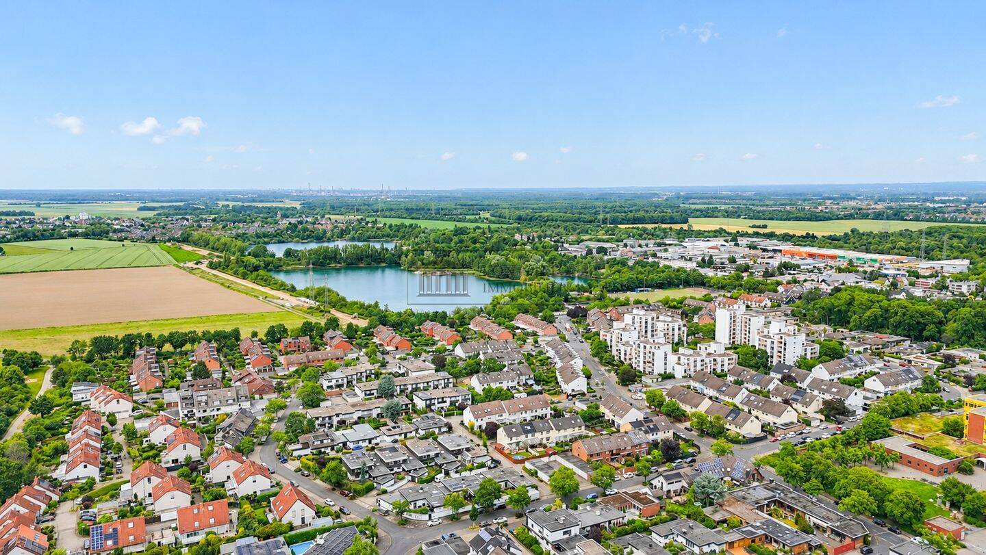Bestlage in Pesch – Charmantes Reihenmittelhaus mit Garten und Wohlfühlcharakter, 50767 Köln (Chorweiler)