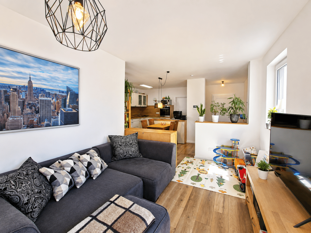 Moderne Erdgeschosswohnung aus 2021 mit zwei Bädern, Terrasse und Carport, 63768 Hösbach