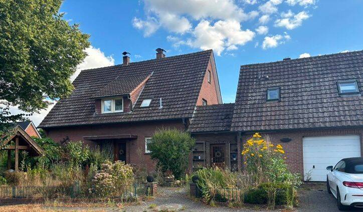 Großzügiges Familiendomizil mit großem Garten und Garage, 48455 Bad Bentheim
