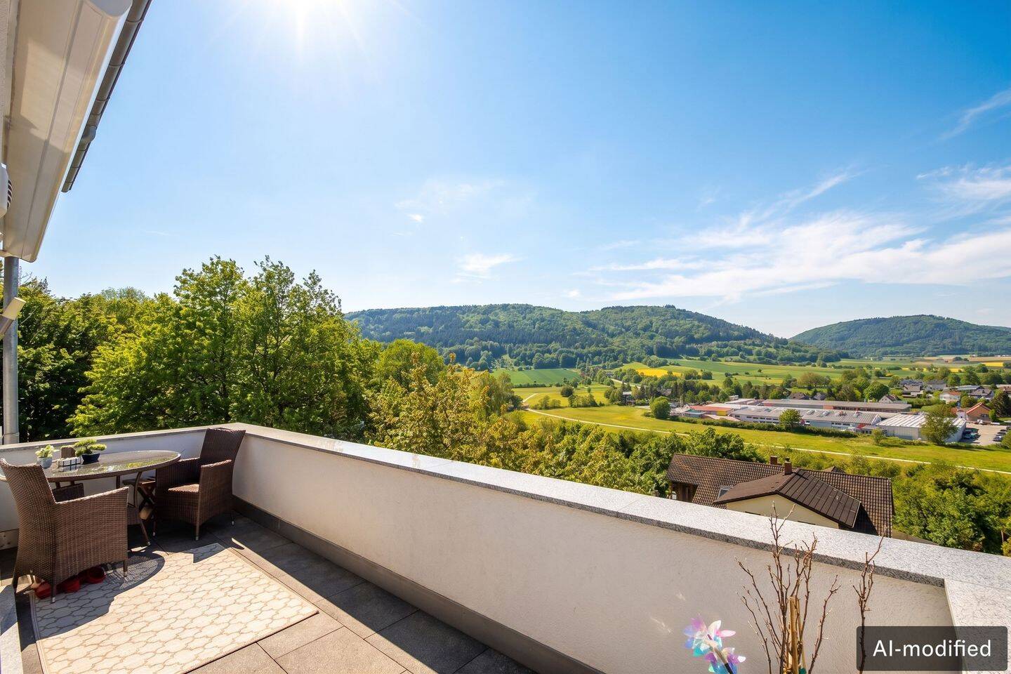 Panoramablick, Sonne & Privatsphäre – Modernes Familienglück mit Einliegerwohnung, 63897 Miltenberg